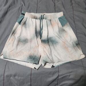 Lululemon Men's Surge Spray Camo Shorts Size M Lined